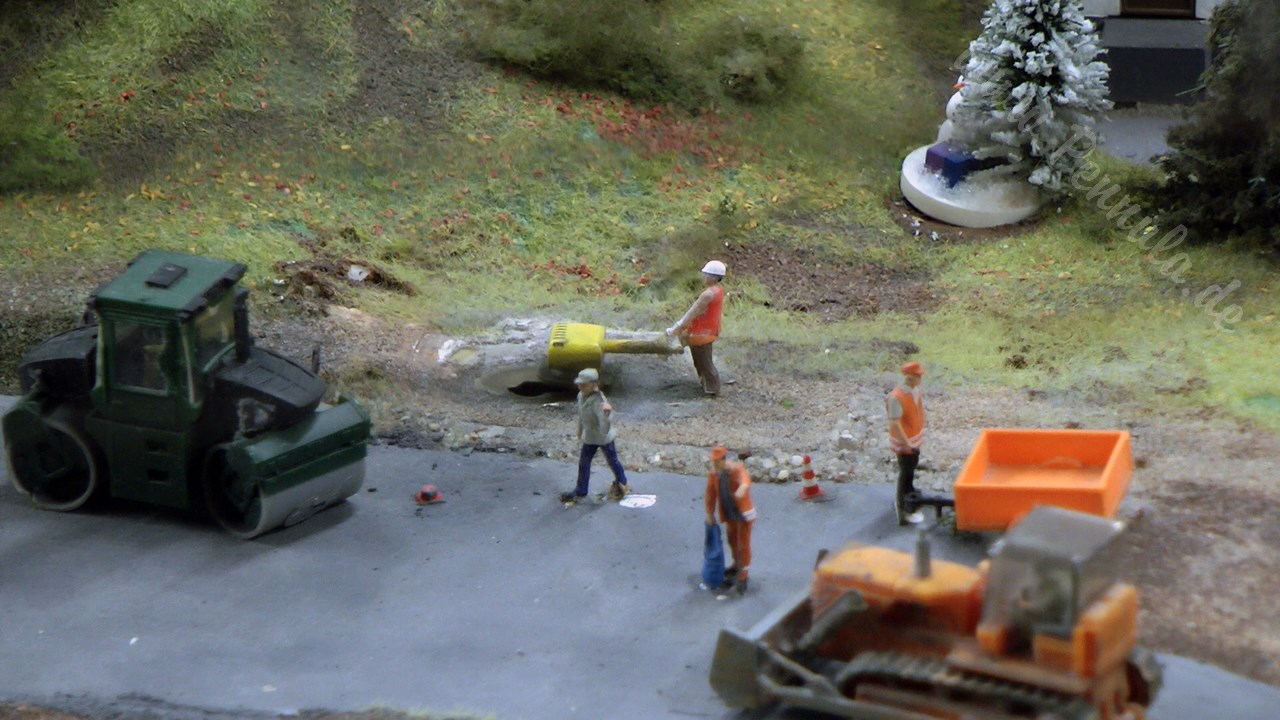 Modellbahn Knuffingen - Die Stadt der Automobile bzw. DC Car und Mini Cars im Miniatur Wunderland