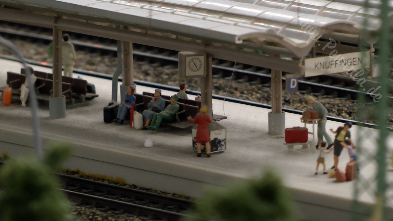 Modellbahn Knuffingen - Die Stadt der Automobile bzw. DC Car und Mini Cars im Miniatur Wunderland