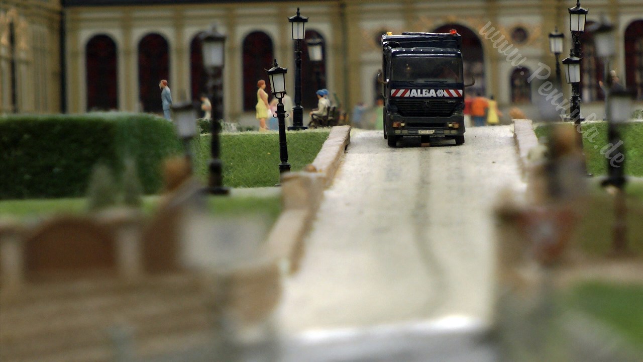 Modellbahn Knuffingen - Die Stadt der Automobile bzw. DC Car und Mini Cars im Miniatur Wunderland