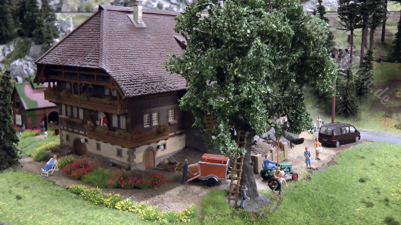 Modellbahn Knuffingen - Die Stadt der Automobile bzw. DC Car und Mini Cars im Miniatur Wunderland