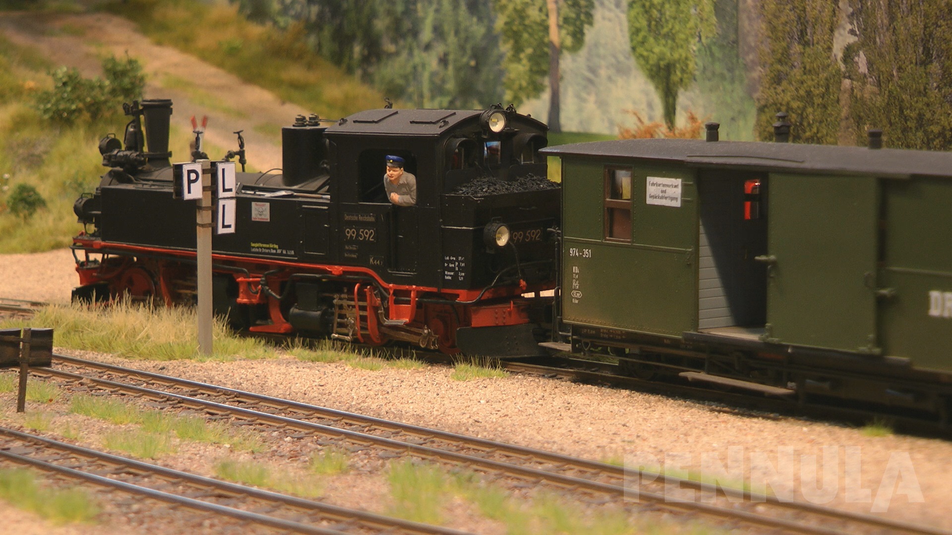 Modellbahn mit Spurwechselbahnhof Reichelsheim und Feldbahn in Spur 0 von Wolfgang Zörkler