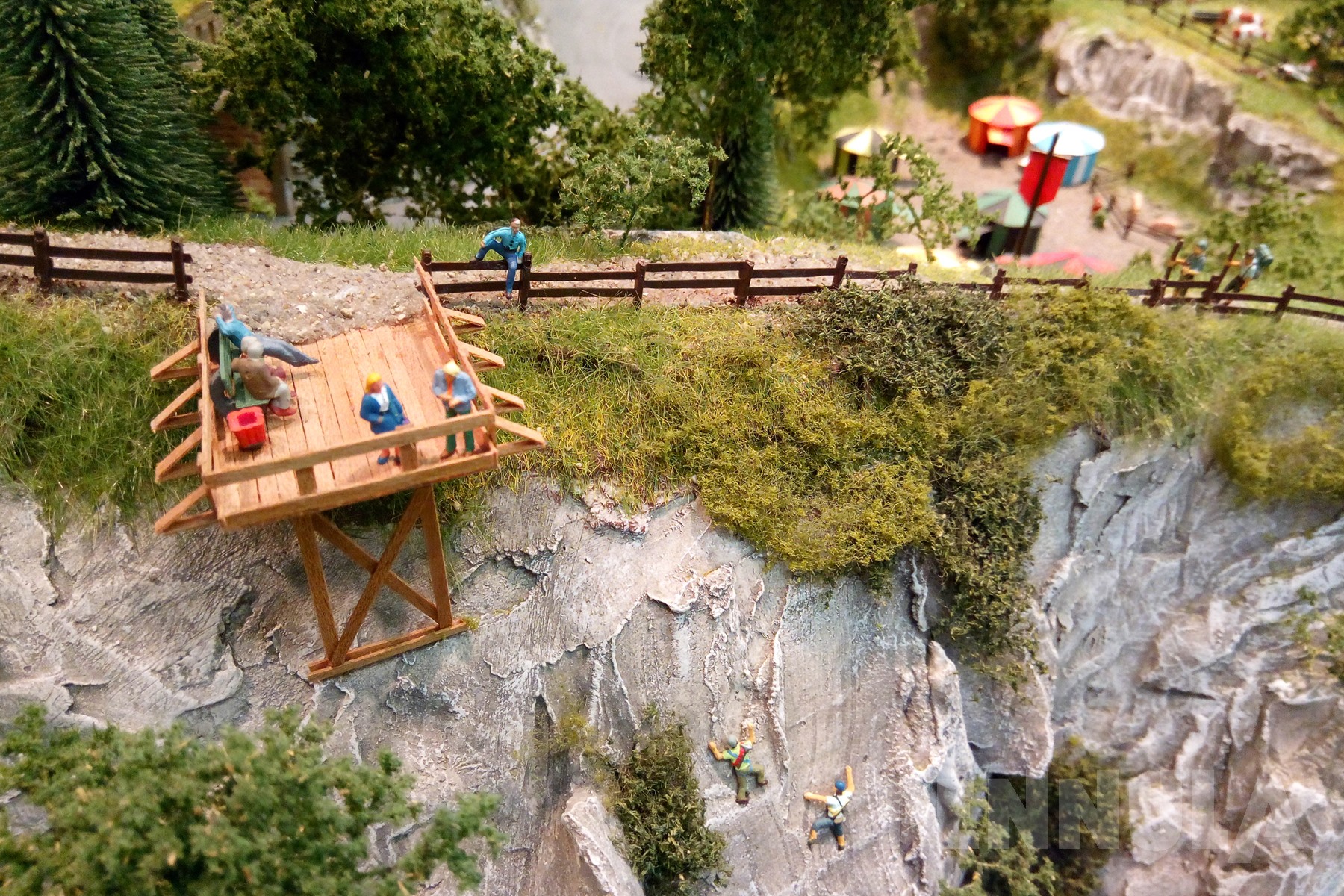 Modellbahn 1:120 Spur TT: Dampfloks und Züge der Reichsbahn sowie Bundesbahn