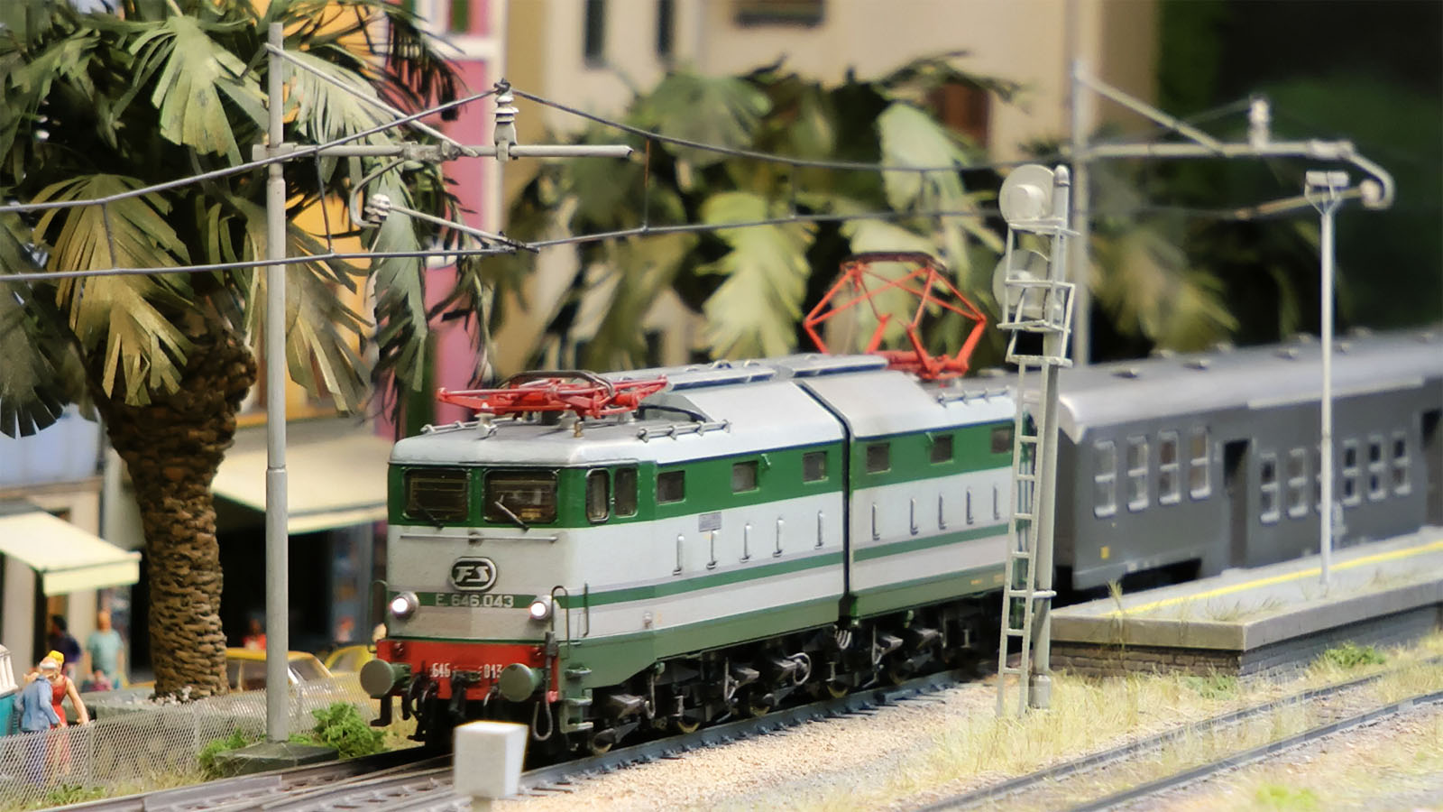 Eisenbahn Italien - ACME und Rivarossi Modellbahn H0 - Bahnhof Giacomo von Maurice Kleverwal