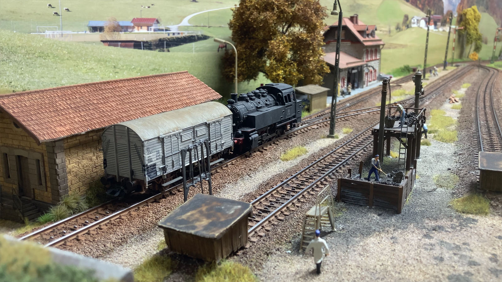 Märklin Modelleisenbahn Oberland: Eine Spur H0 Traumanlage der Modellbahn-Werkstatt Stellwerk-Ost
